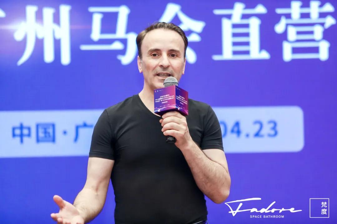 探索香港全年资料马会大全，一册在手，尽享赛事精彩香港2021年马会资料大全